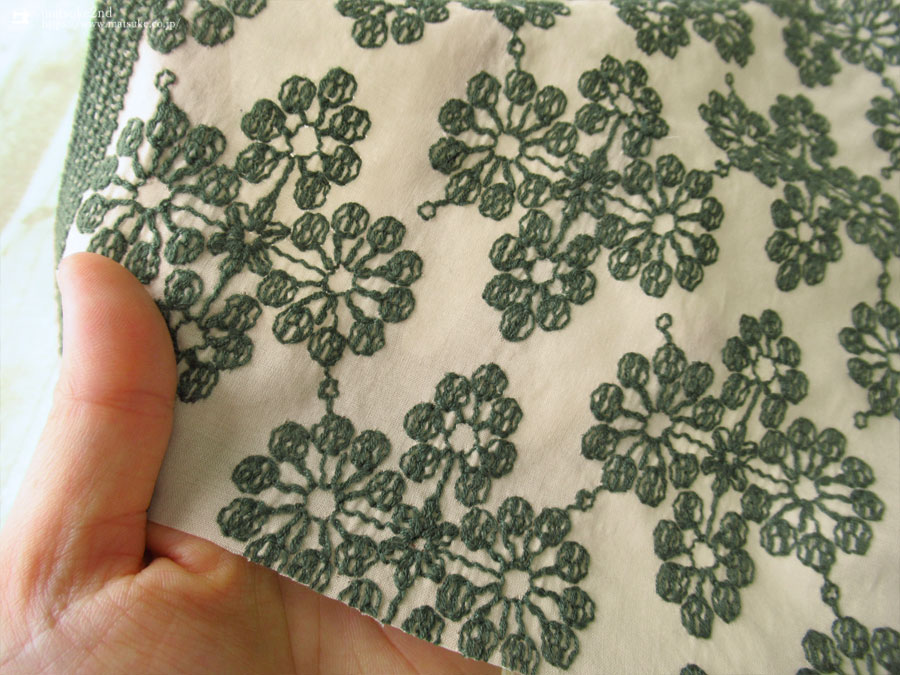 France製 49㎝ アンティークレース 刺繍のお花付き C1055