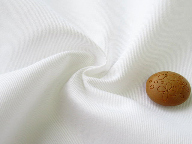 某有名アパレルメーカー放出反 ボトムス向き ｃｖｃ素材ストレッチツイル